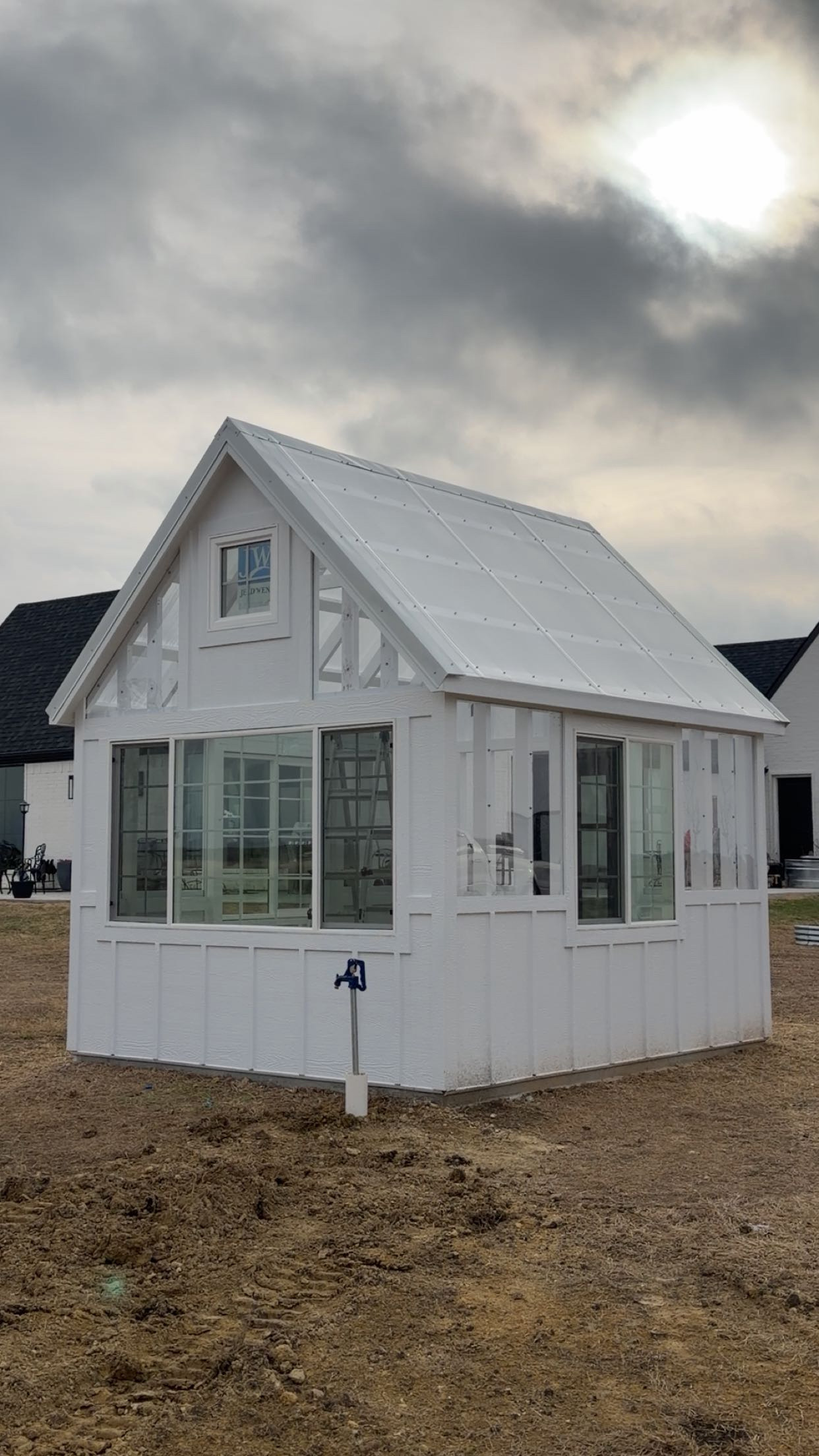 Modern Greenhouse image 2